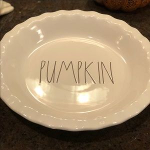 Rae Dunn PUMPKIN pie dish